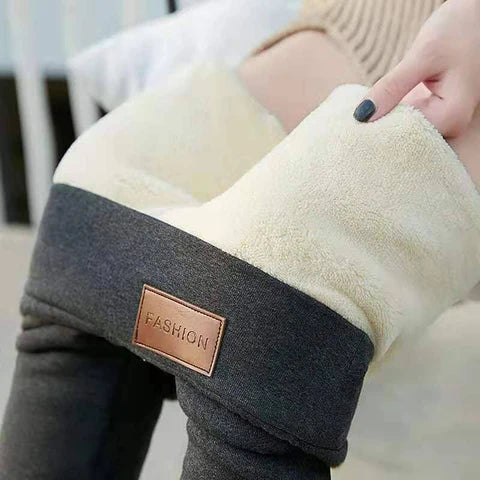 Calça Legging LegThermo – Proteção Térmica com Elegância